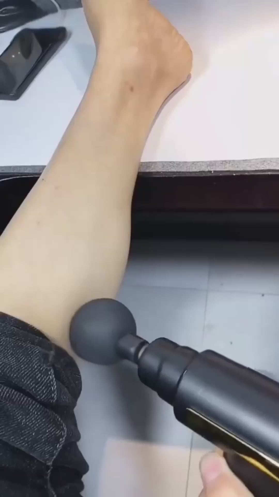 PISTOLA DE MASAJE MUSCULAR